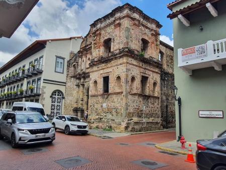 Casco viejo, the old city